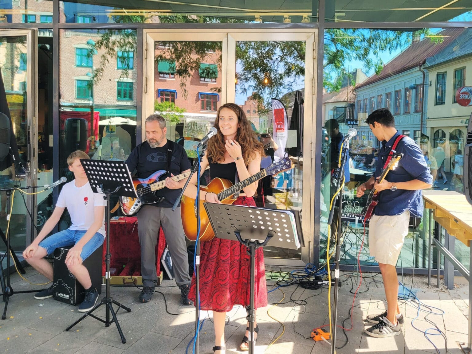 Vernissage med livemusik